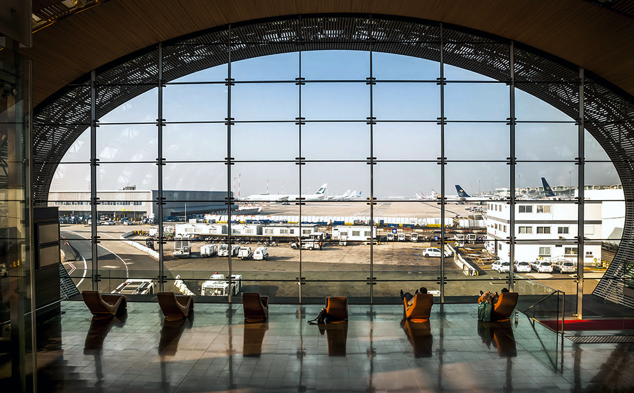 抵達巴里國際機場