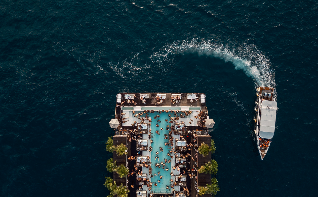 Yona Boat Party